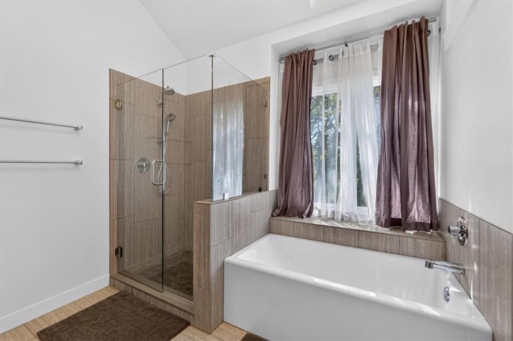 Photo 31: frameless glass shower, 7611 Park Street, Lenexa, KS 66216