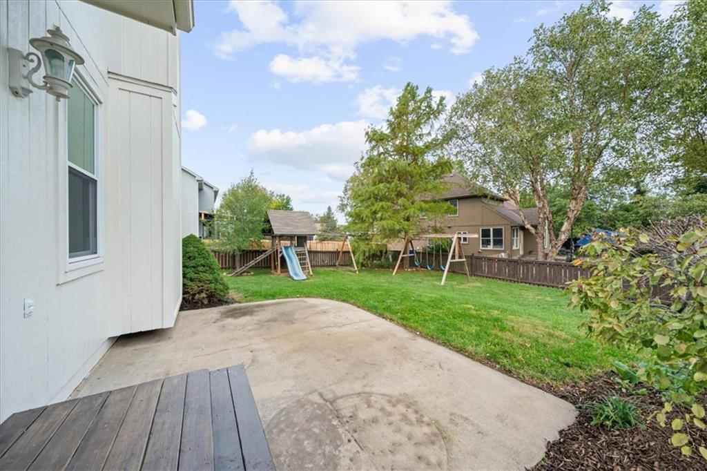 Deck, wood deck and concrete patio at 10138 Theden Circle, Lenexa, KS 66220