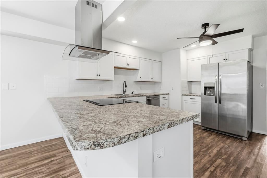 Photo 14 of 33 - 11235 Bristol Terrace, Kansas City, MO 64134