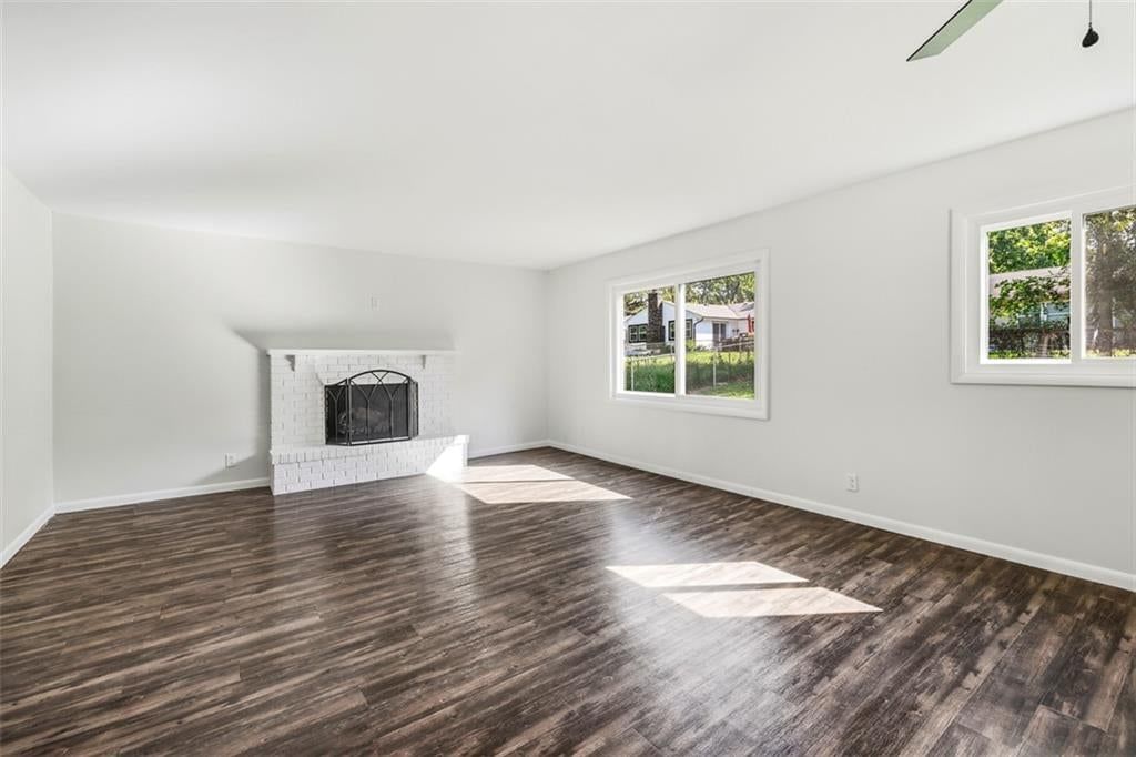 Photo 19 of 33 - 11235 Bristol Terrace, Kansas City, MO 64134