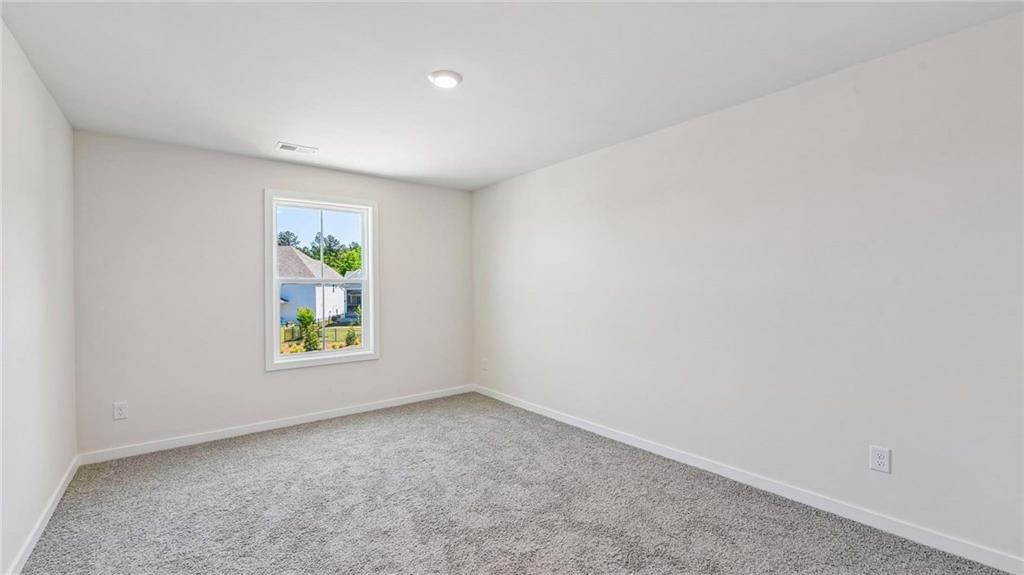 Carpet at 16798 S Loiret Street, Olathe, KS 66062
