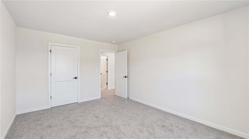 Photo 17 of 30 - 16798 S Loiret Street, Olathe, KS 66062