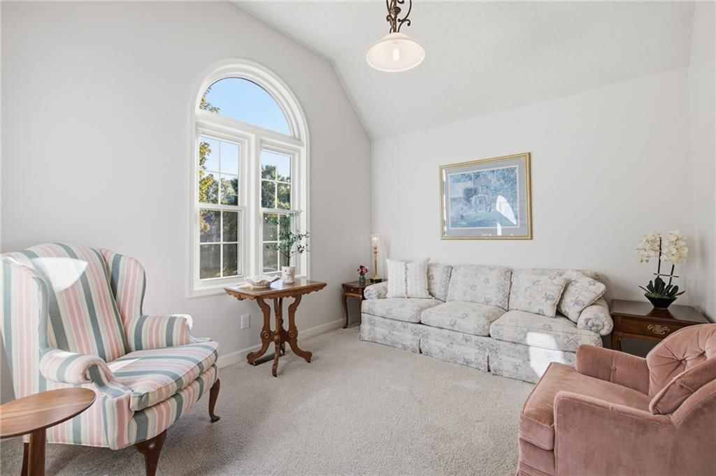 Carpet at 11212 W 115TH Street, Overland Park, KS 66210