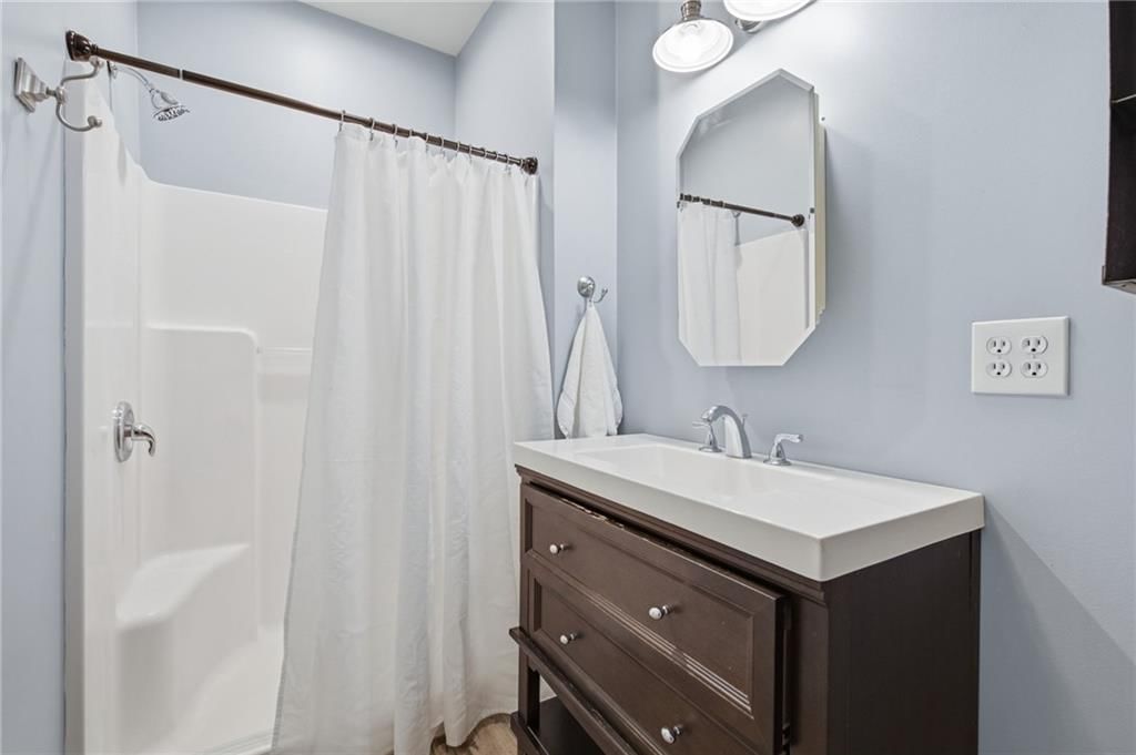 Photo 29 of 37 - 11212 W 115TH Street, Overland Park, KS 66210