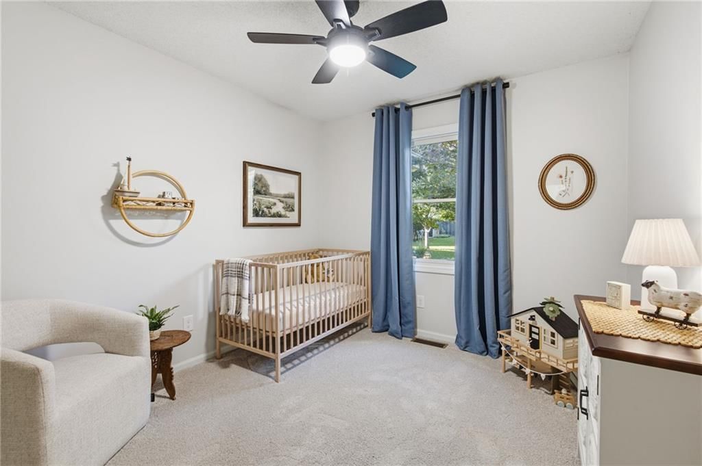 Photo 21 of 37 - 11212 W 115TH Street, Overland Park, KS 66210