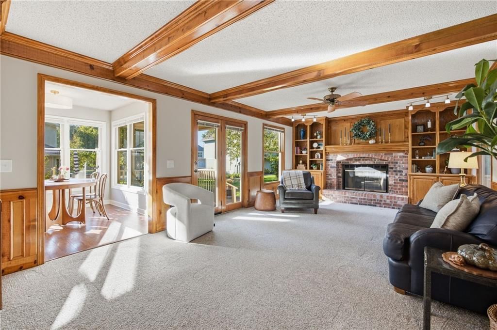 Open floor plan at 11212 W 115TH Street, Overland Park, KS 66210
