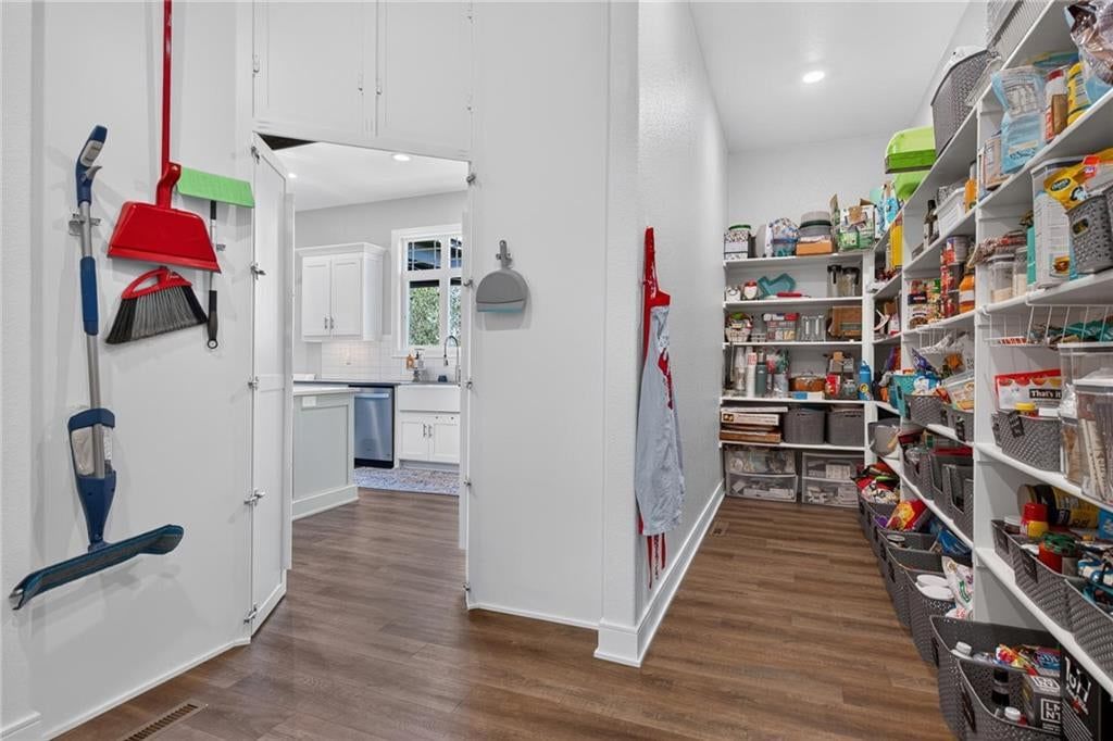 Photo 19 of 64 - 17219 S Allman Road, Olathe, KS 66062