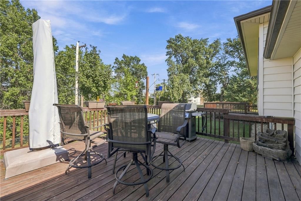 Deck at 17308-17310 E 48th Street Court S, Independence, MO 64055
