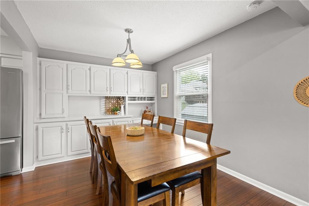 Photo 26 of 43 - 12705 W 99th Terrace, Lenexa, KS 66215
