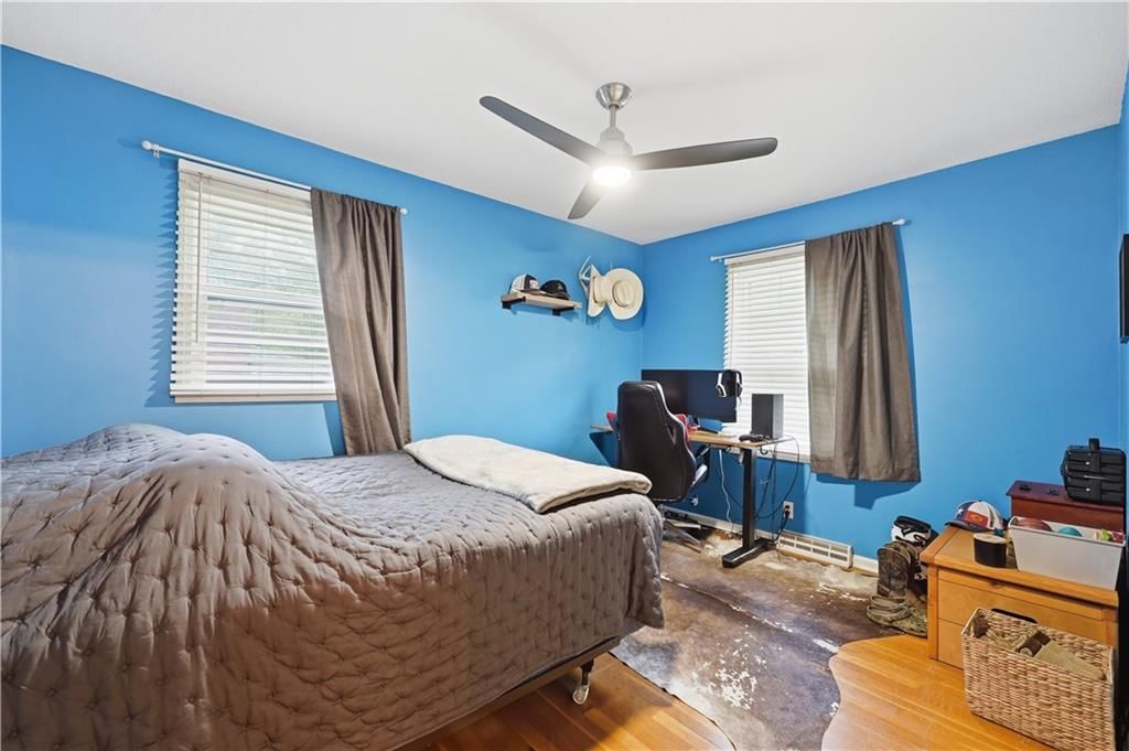 Photo 12 of 20 - 8024 NW Cadwallader Road, Kansas City, MO 64152