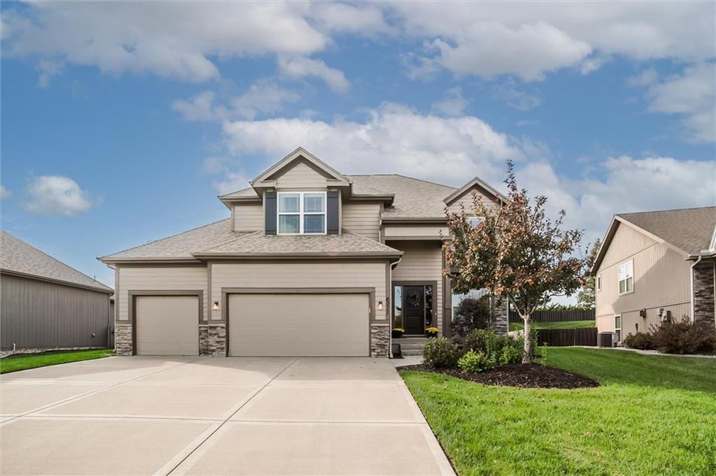 6011 NW 92nd Terrace, Kansas City, MO
