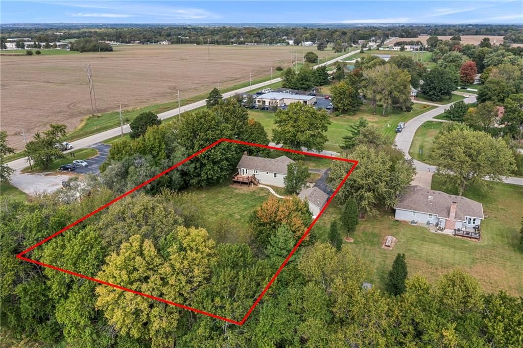 Photo 46 of 48 - 7001 W. 202nd Terrace, Stilwell, KS 66013