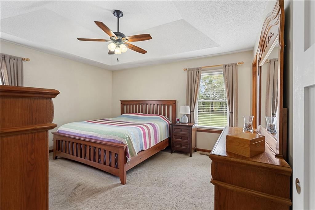 Photo 15 of 48 - 7001 W. 202nd Terrace, Stilwell, KS 66013