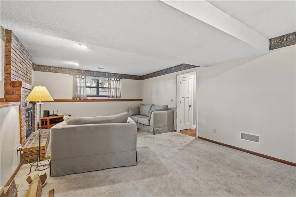 Photo 34 of 48 - 7001 W. 202nd Terrace, Stilwell, KS 66013