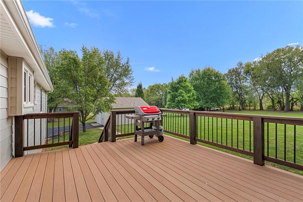 Photo 47 of 48 - 7001 W. 202nd Terrace, Stilwell, KS 66013