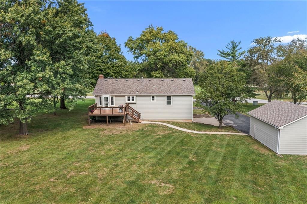 Deck at 7001 W. 202nd Terrace, Stilwell, KS 66013