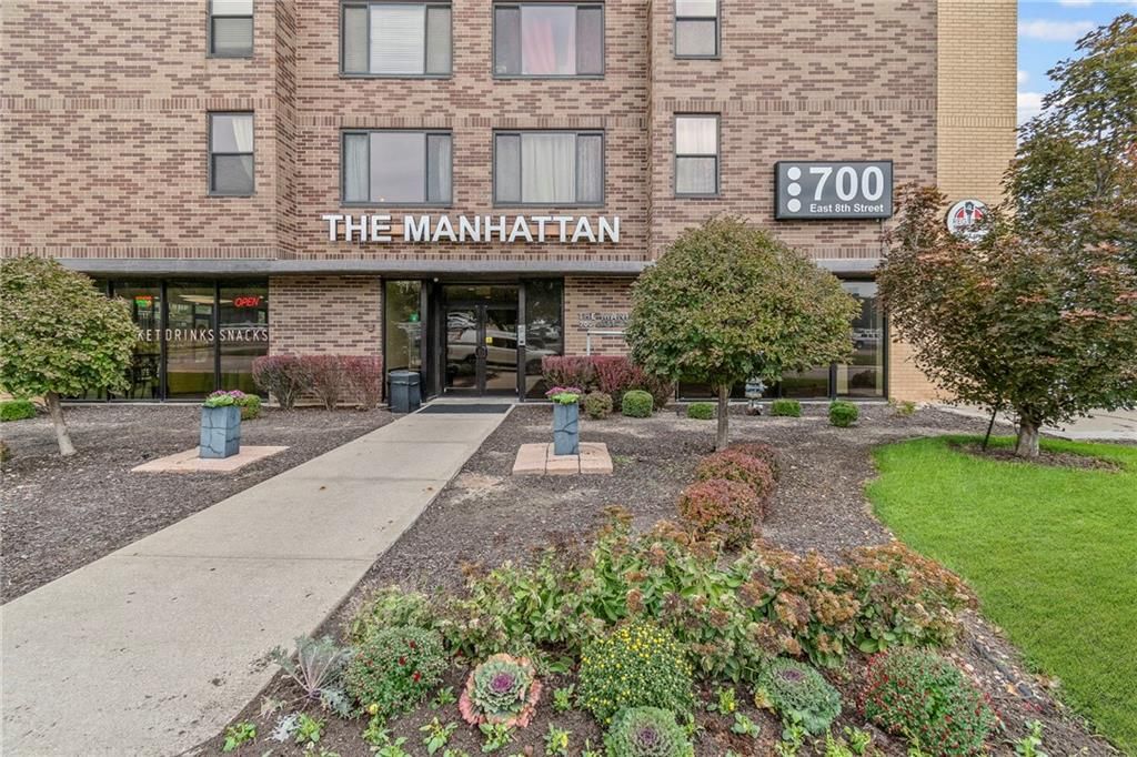 Photo 4 of 62 - 700 E 8th Street #6E, Kansas City, MO 64106