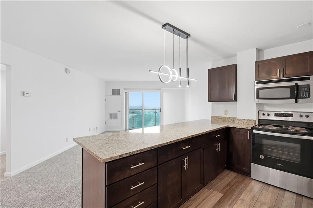 Photo 7 of 40 - 3838 Rainbow Boulevard #1011, Kansas City, KS 66103