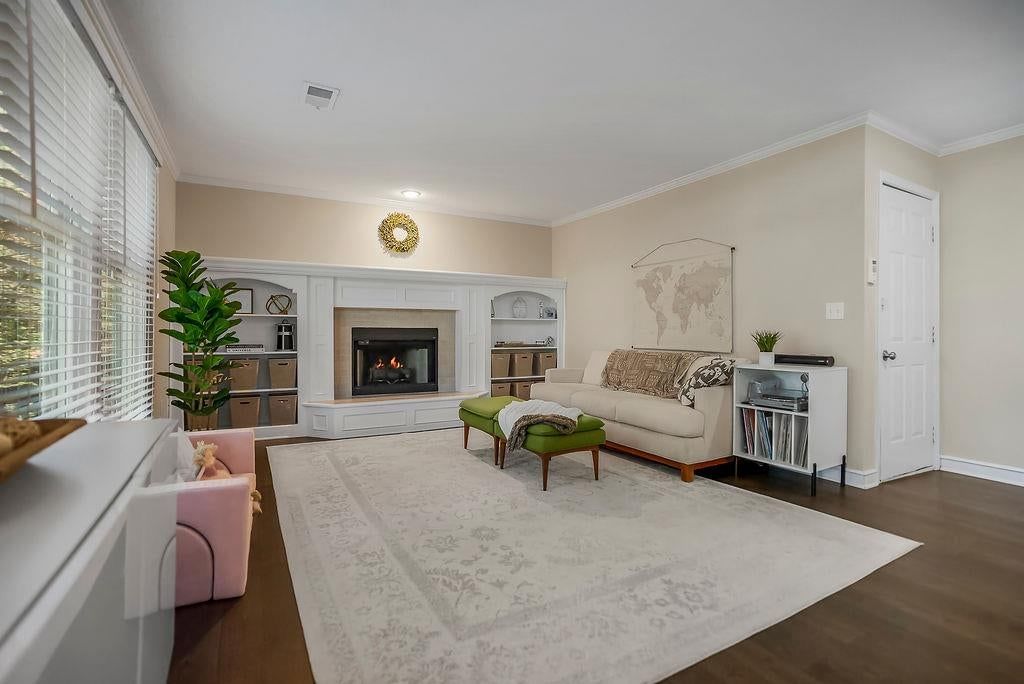 Photo 15 of 44 - 4732 Chouteau Street, Shawnee, KS 66226