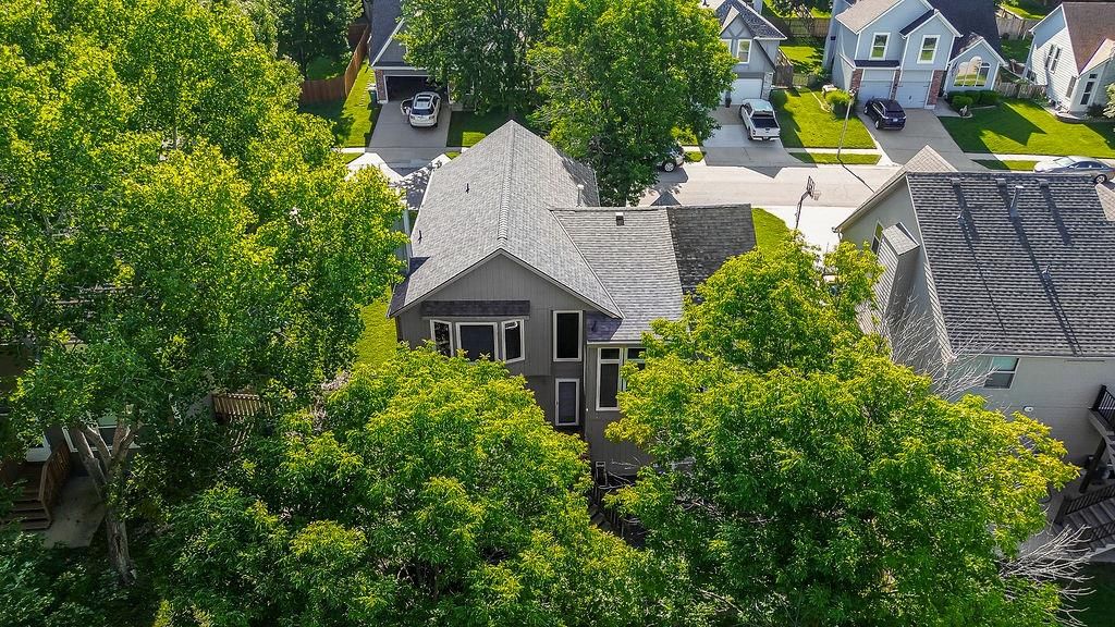 Photo 34 of 44 - 4732 Chouteau Street, Shawnee, KS 66226
