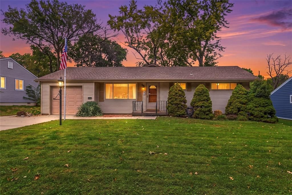 6920 W 72nd Terrace, Overland Park, KS
