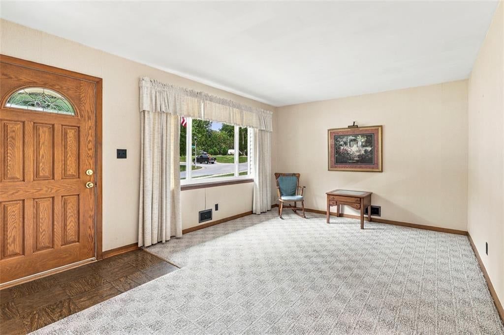 Photo 7 of 46 - 6920 W 72nd Terrace, Overland Park, KS 66204