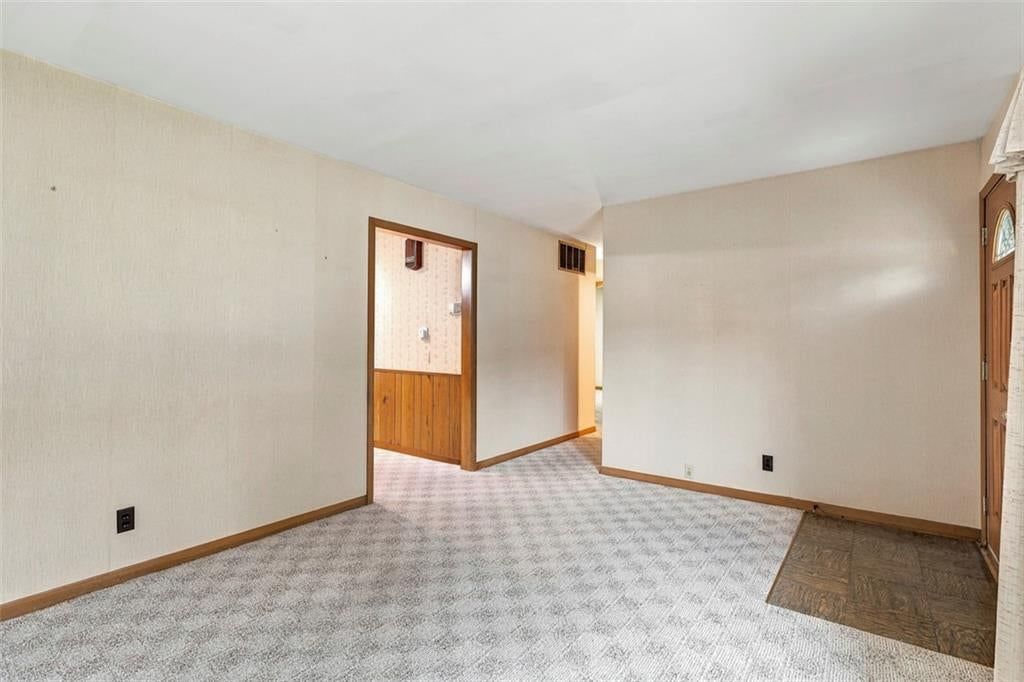 Photo 8 of 46 - 6920 W 72nd Terrace, Overland Park, KS 66204
