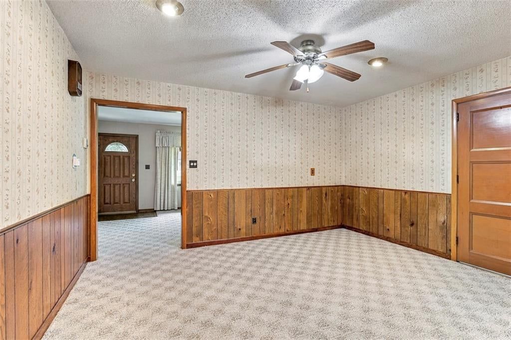 Photo 10 of 46 - 6920 W 72nd Terrace, Overland Park, KS 66204