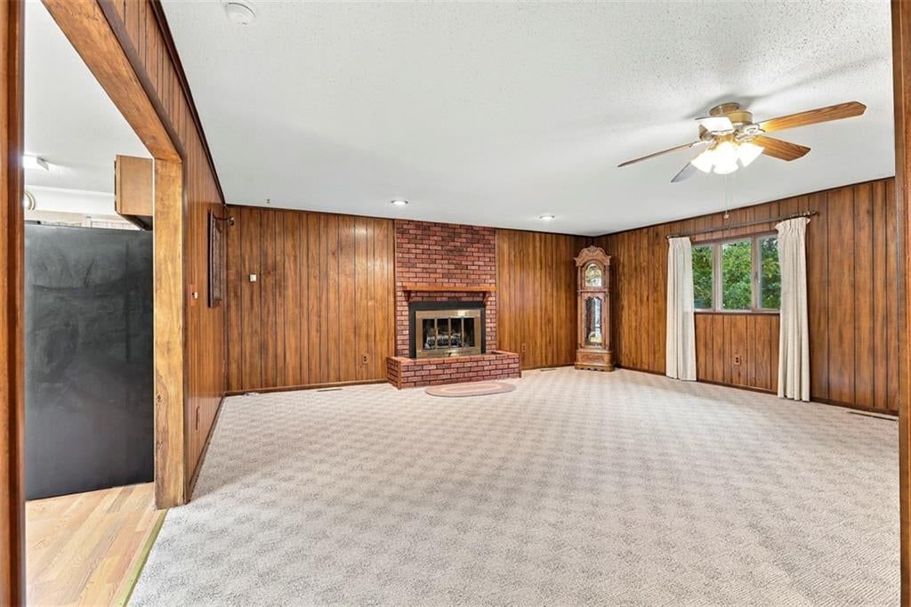 Photo 23 of 46 - 6920 W 72nd Terrace, Overland Park, KS 66204