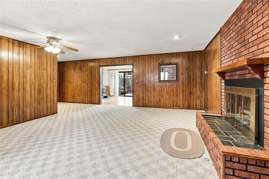 Photo 25 of 46 - 6920 W 72nd Terrace, Overland Park, KS 66204