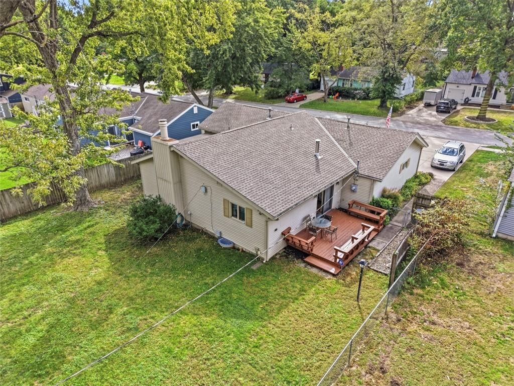 Photo 43 of 46 - 6920 W 72nd Terrace, Overland Park, KS 66204