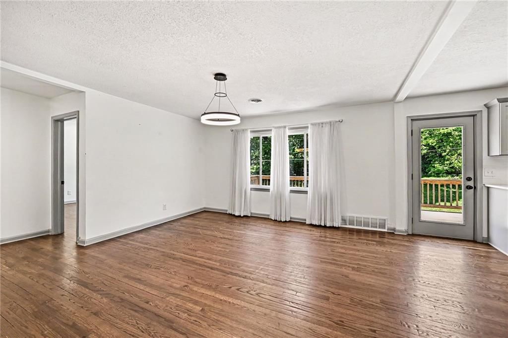 Statement lighting at 613 E Red Road, Independence, MO 64055