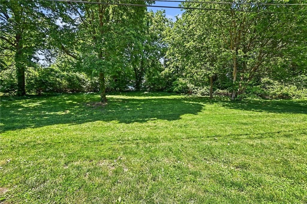 Big backyard at 613 E Red Road, Independence, MO 64055