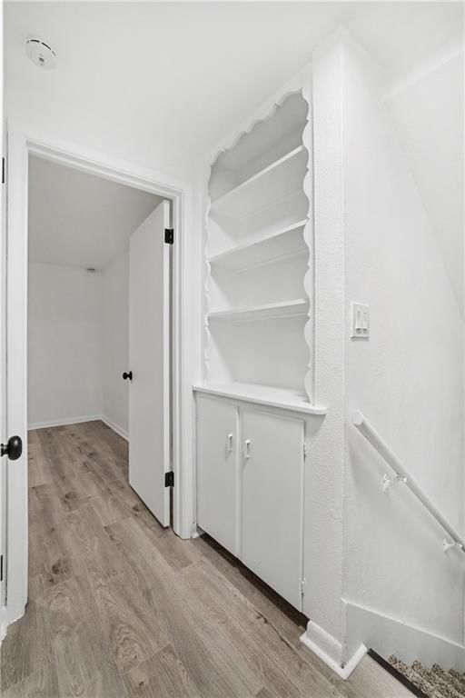 Built-ins at 13512 W 90th Place, Lenexa, KS 66215