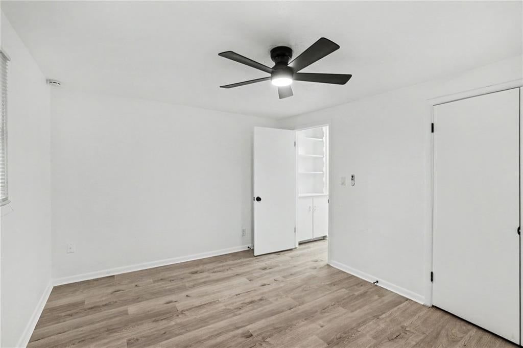 White trim and white walls at 13512 W 90th Place, Lenexa, KS 66215