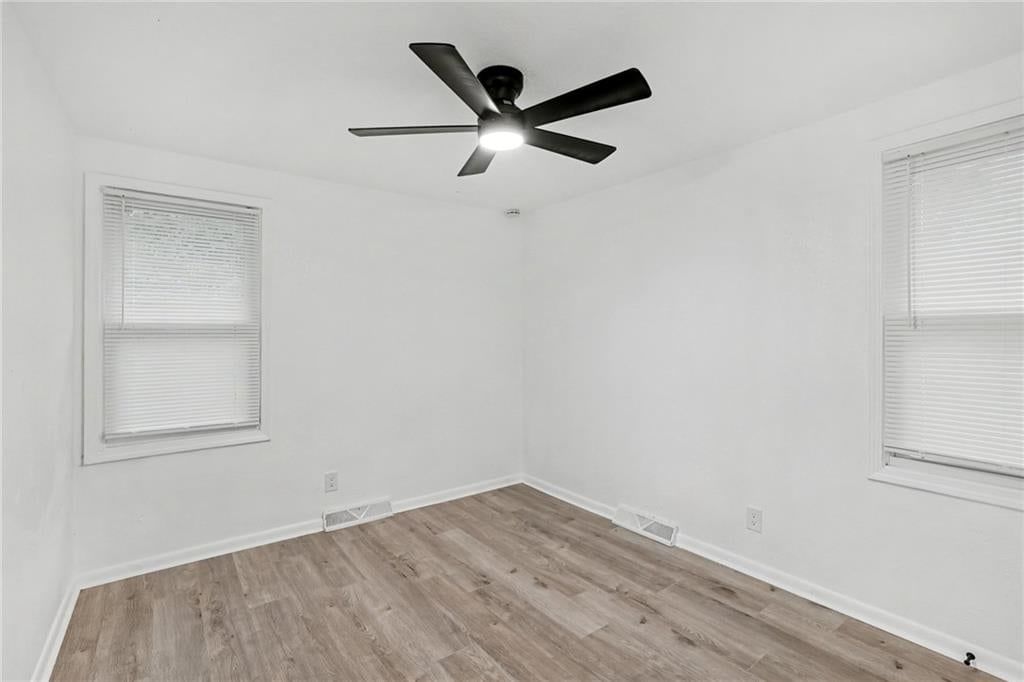 Photo 18 of 26 - 13512 W 90th Place, Lenexa, KS 66215