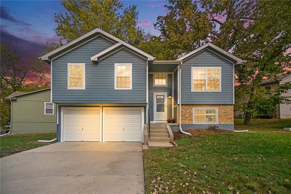 Photo 27 of 29 - 7436 Oakland Avenue, Kansas City, KS 66112