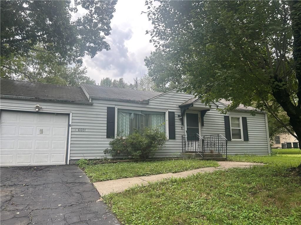 6601 Farrow Avenue, Kansas City, KS: listing photo 2