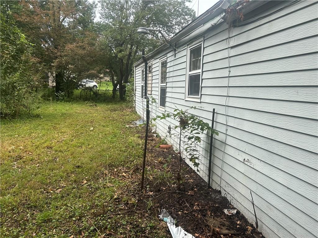 Photo 11 of 13 - 6601 Farrow Avenue, Kansas City, KS 66104