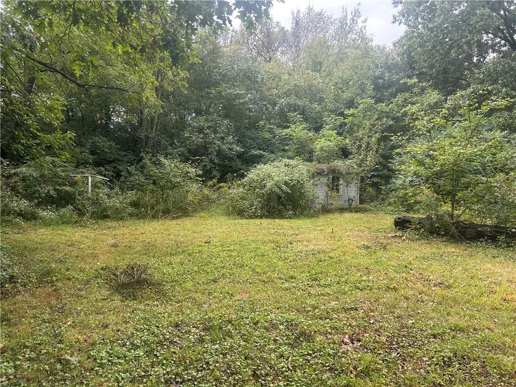 Big backyard at 6601 Farrow Avenue, Kansas City, KS 66104