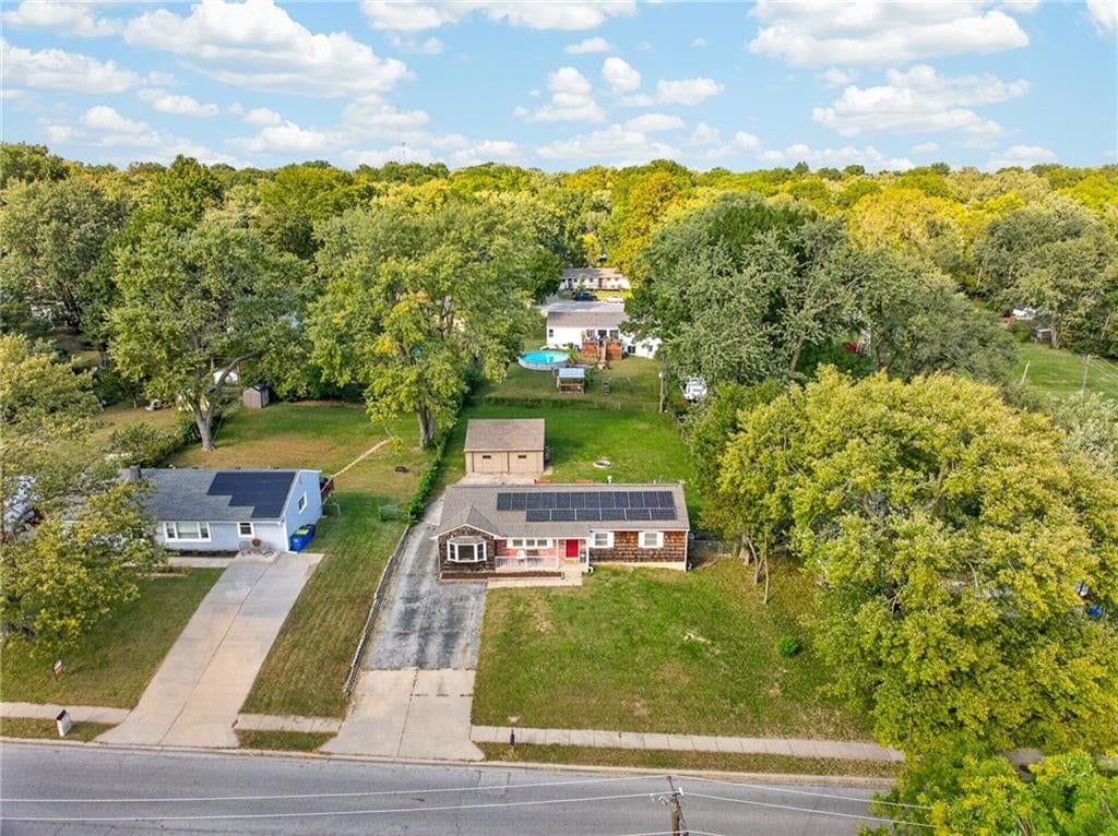 1300 NE SHADY LANE Drive, Gladstone, MO: listing photo 2