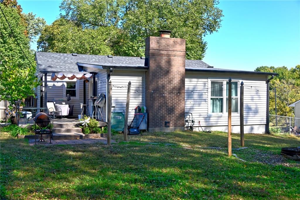 Photo 22 of 50 - 5341 Clark Street, Kansas City, KS 66106