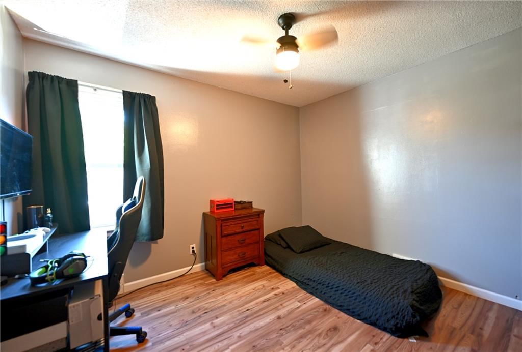 Photo 23 of 50 - 5341 Clark Street, Kansas City, KS 66106