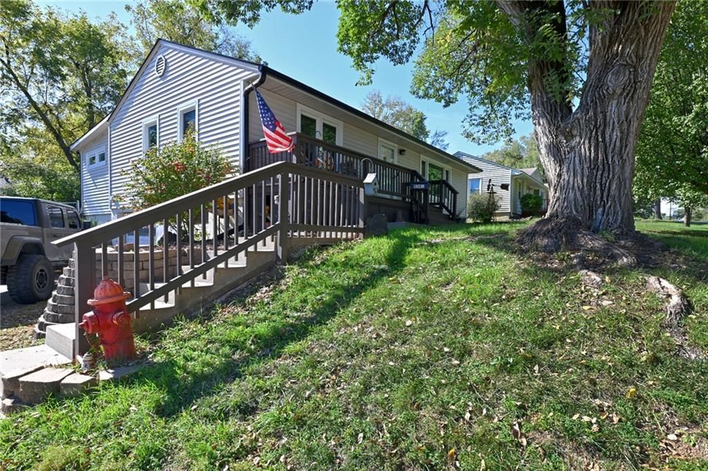Photo 37 of 50 - 5341 Clark Street, Kansas City, KS 66106