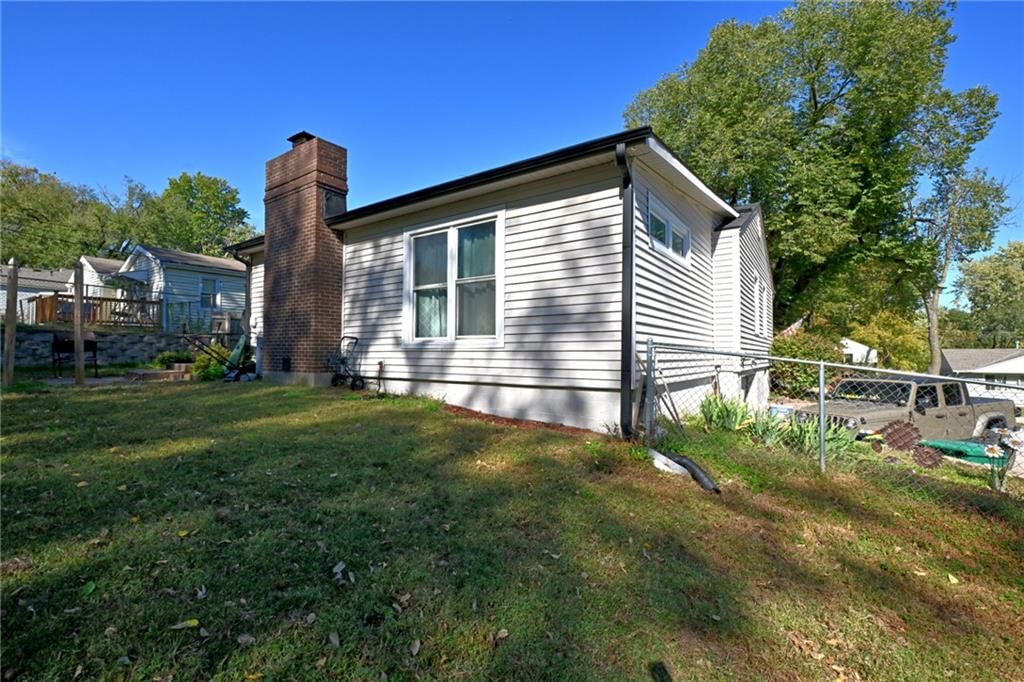 Photo 47 of 50 - 5341 Clark Street, Kansas City, KS 66106