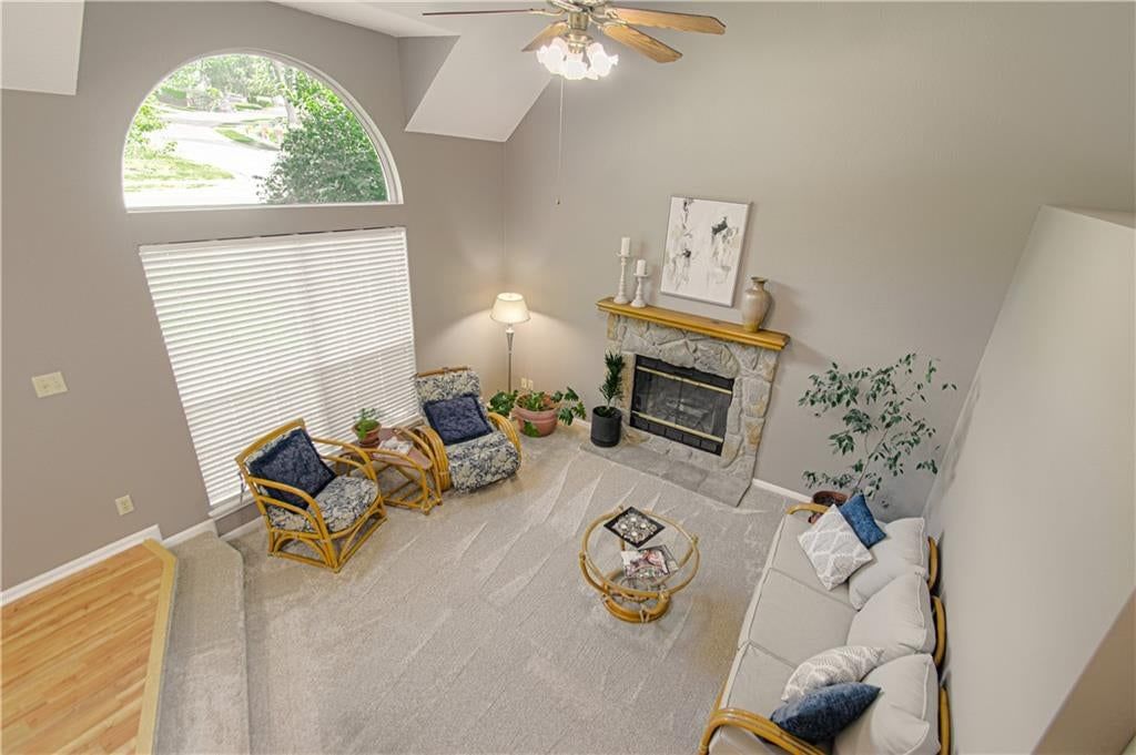 Photo 6 of 42 - 1133 E Charlotte Town Road, Olathe, KS 66061