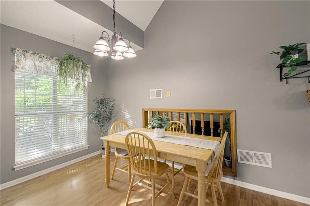Photo 11 of 42 - 1133 E Charlotte Town Road, Olathe, KS 66061