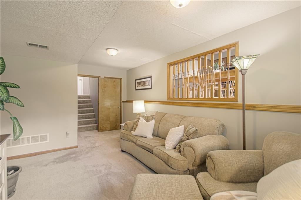 Photo 25 of 42 - 1133 E Charlotte Town Road, Olathe, KS 66061