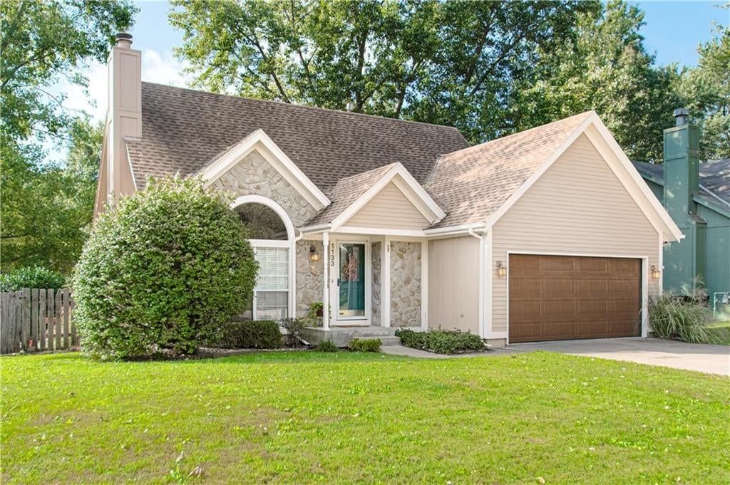 Photo 41 of 42 - 1133 E Charlotte Town Road, Olathe, KS 66061