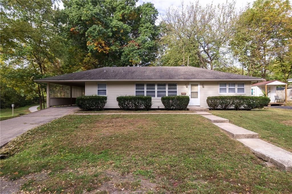 5444 N Cypress Avenue, Kansas City, MO